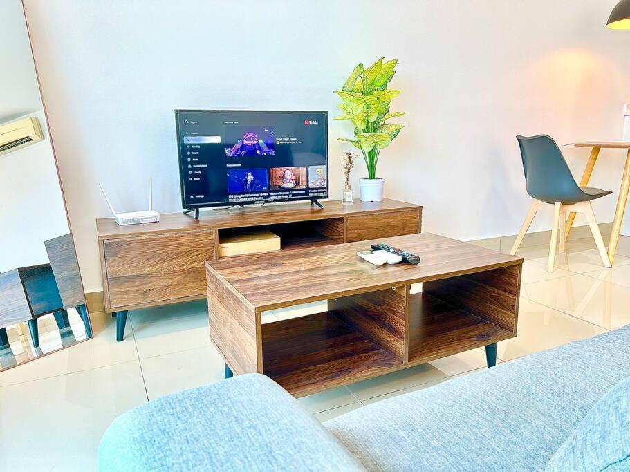 G 1-5Pax Cozy Home Trefoil Setia Alam 100Mps Wifi & Tv Sccc Exteriér fotografie